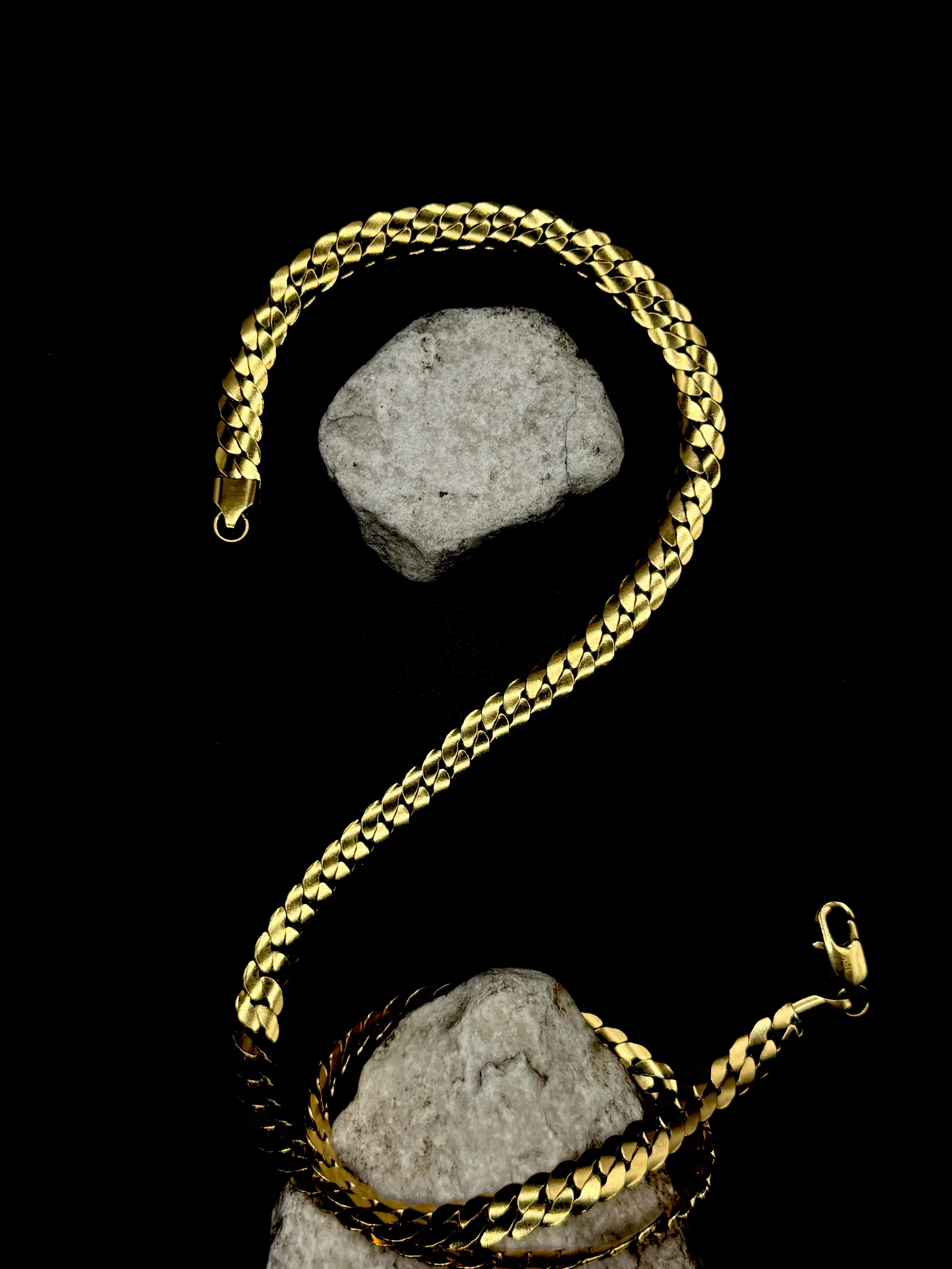 Cadena Colmillo Nocturno Hombre 8.5mm - Oryos Joyeria