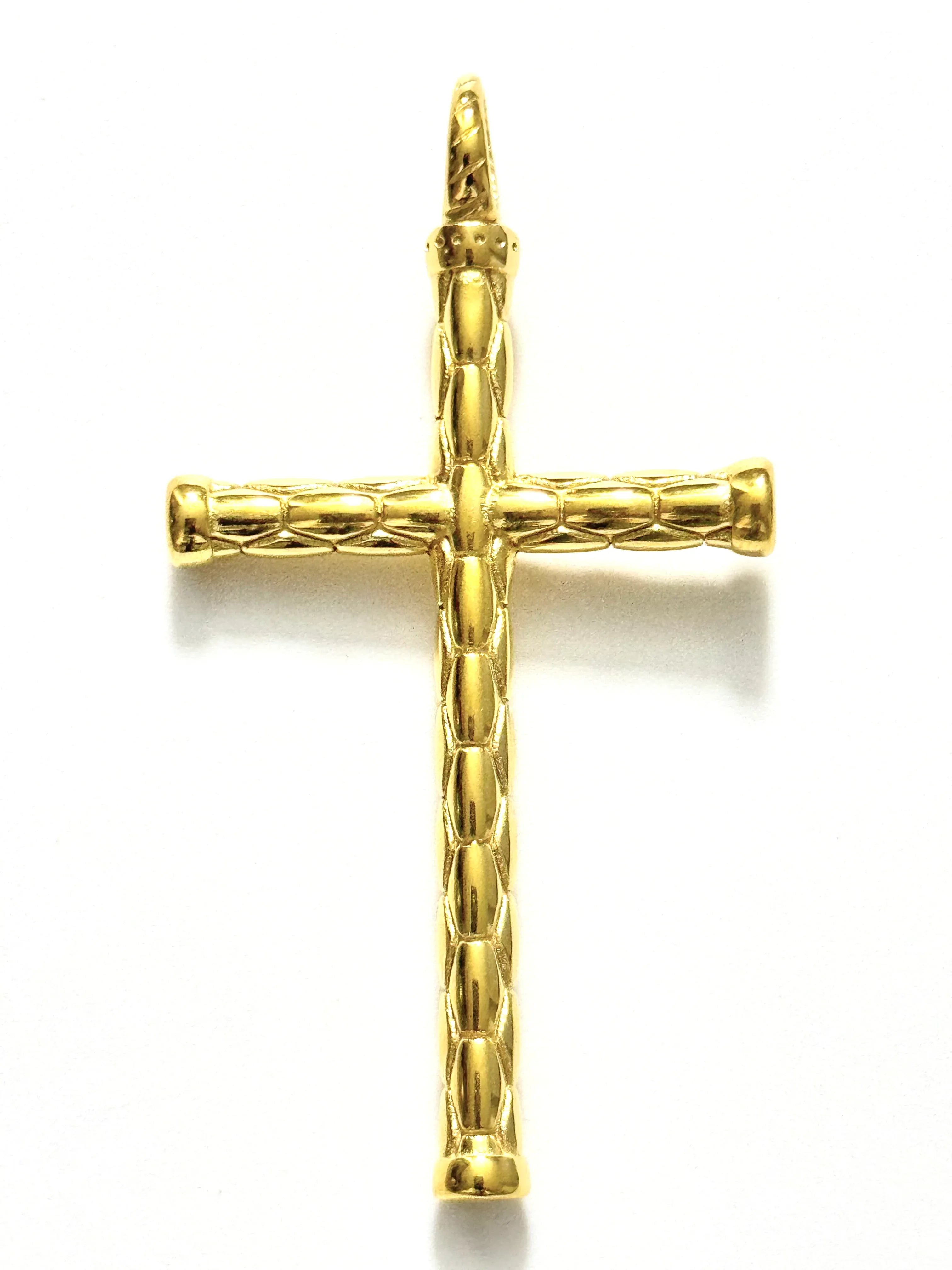 Dije Cruz Grabada - Oryos Joyeria